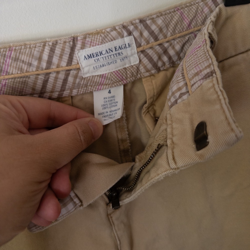 Y2K‎ American Eagle Khaki Bermuda Shorts 4 Classic Preppy Chino Mall Neutral Tan - Picture 4 of 6